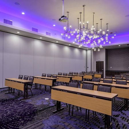 Courtyard By Marriott Lake Jackson Exterior photo