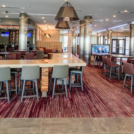 Courtyard By Marriott Lake Jackson Exterior photo